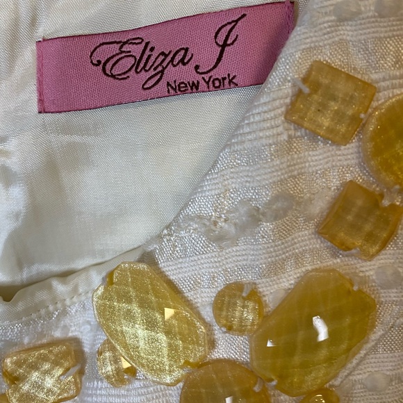 *** Eliza J Cream Silk Dress Embellished w/ Faceted Yellow Stones. Medium. - Picture 2 of 7